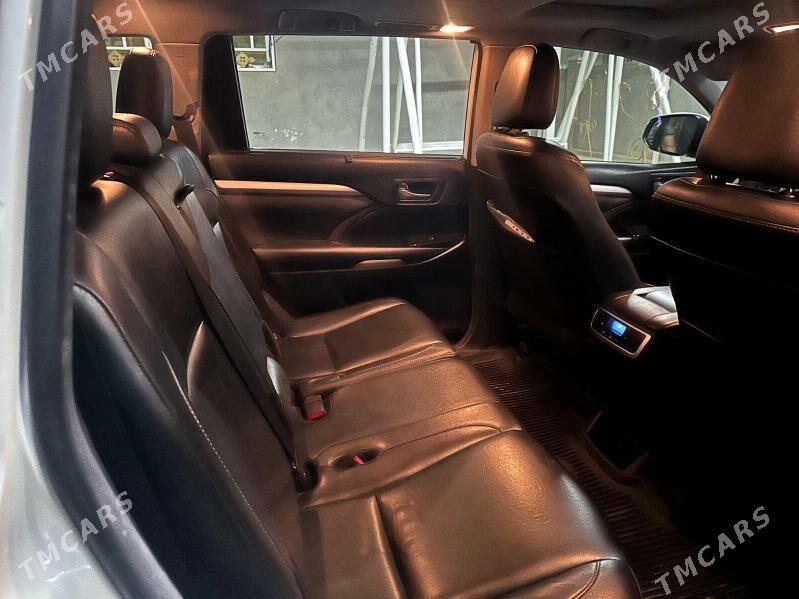 Toyota Highlander 2018 - 450 000 TMT - Дашогуз - img 6