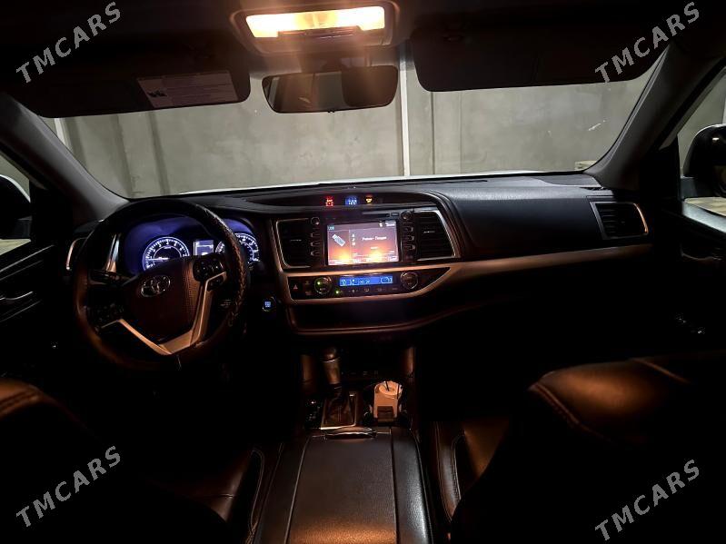 Toyota Highlander 2018 - 450 000 TMT - Дашогуз - img 4