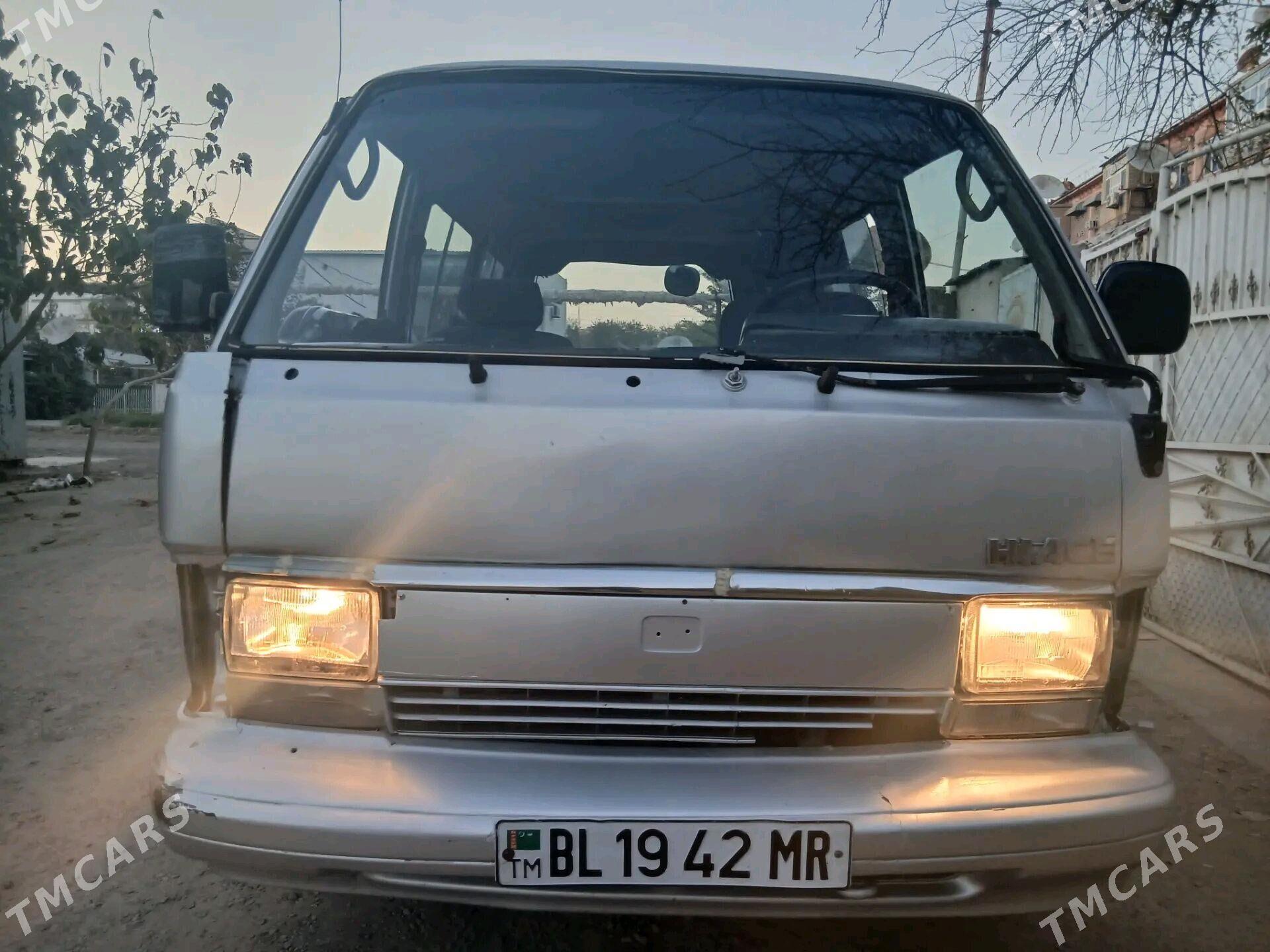 Toyota Hiace 1989 - 50 000 TMT - Мары - img 2