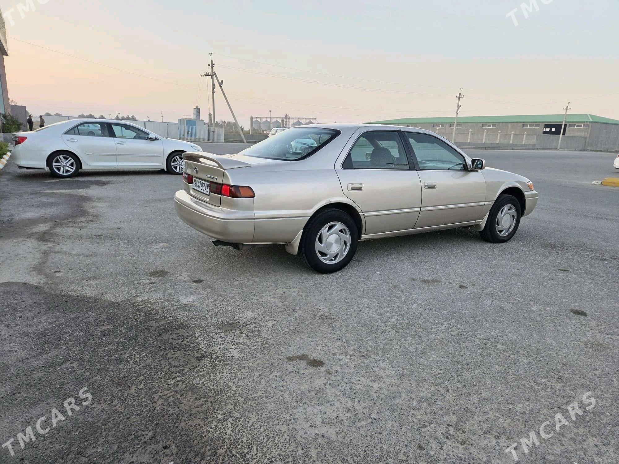 Toyota Camry 1999 - 133 000 TMT - Gökdepe - img 6