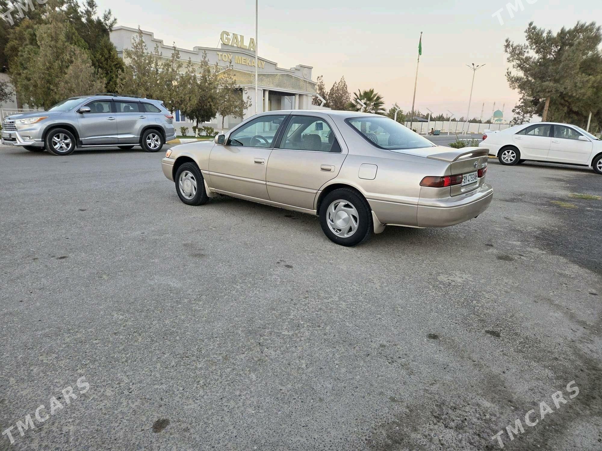 Toyota Camry 1999 - 133 000 TMT - Gökdepe - img 3