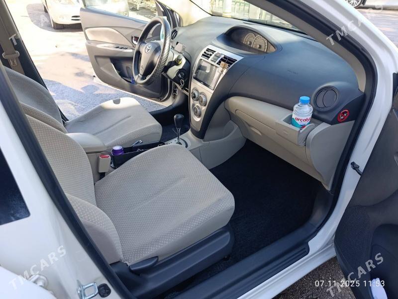 Toyota Yaris 2009 - 145 000 TMT - Мир 7 - img 4