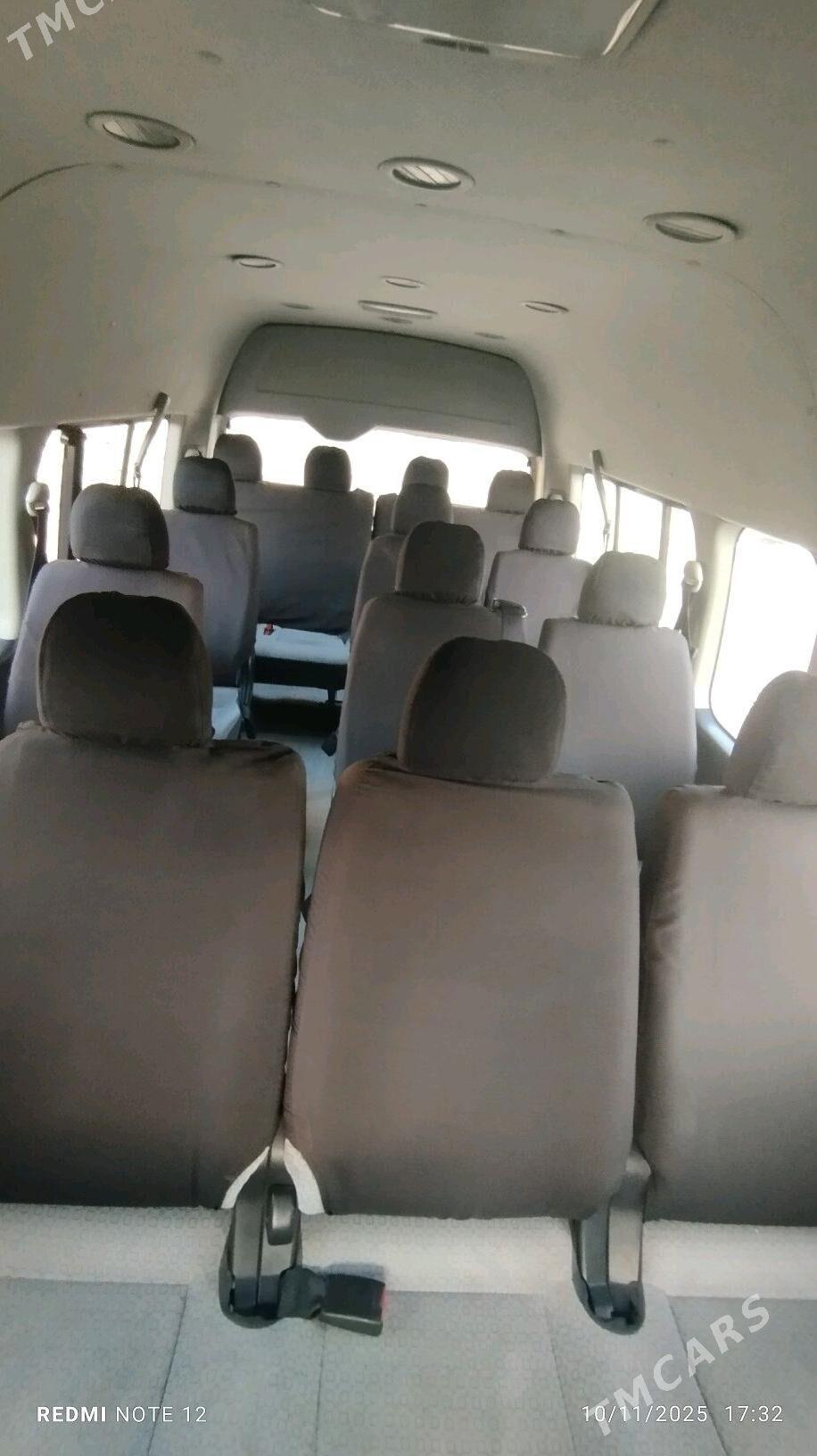 Toyota Hiace 2011 - 430 000 TMT - Балканабат - img 5