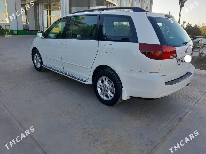Toyota Sienna 2004 - 220 000 TMT - Берекет - img 5