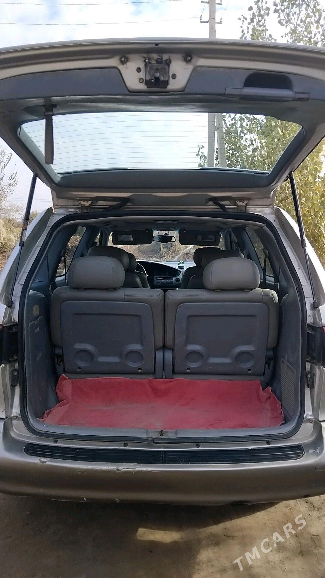 Toyota Sienna 2001 - 220 000 TMT - Daşoguz - img 5