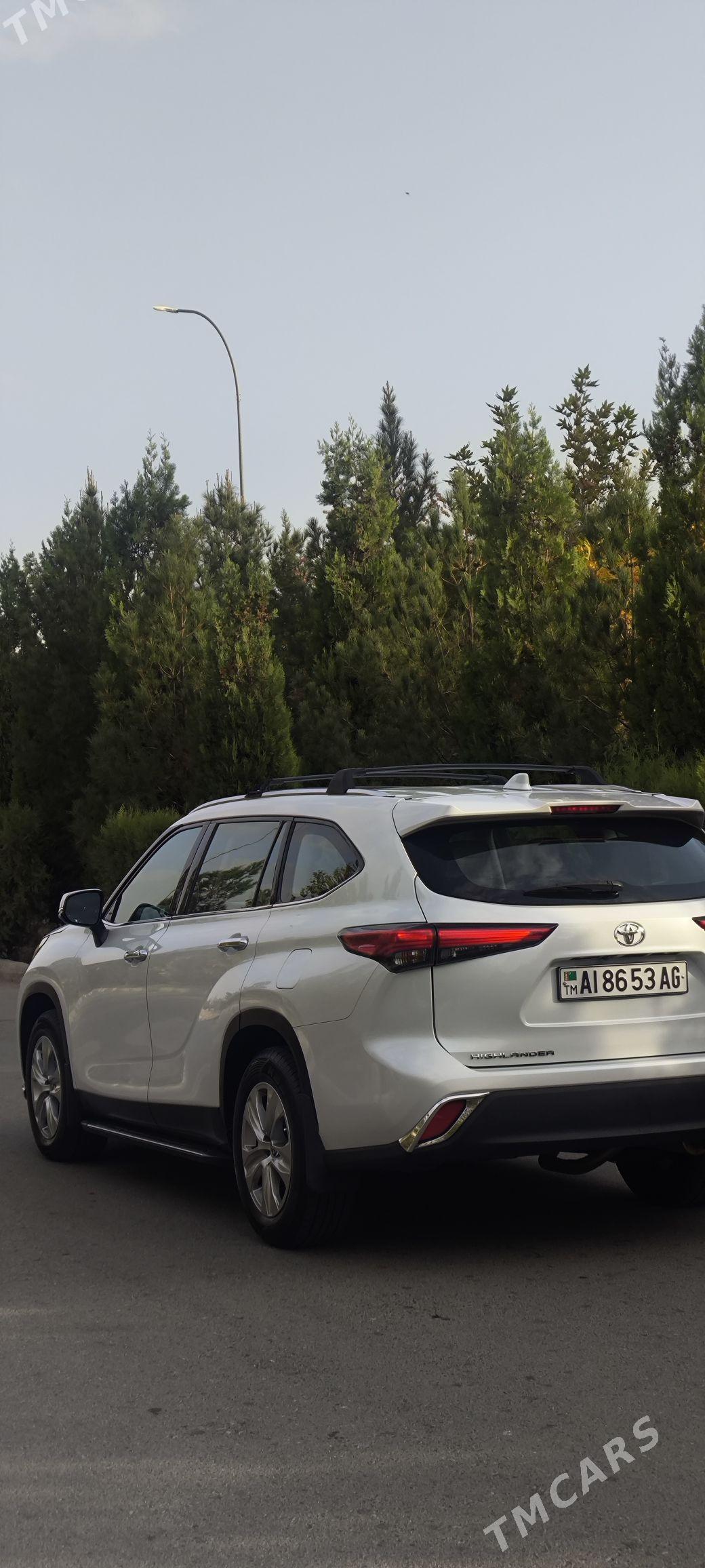 Toyota Highlander 2022 - 540 000 TMT - Ашхабад - img 2