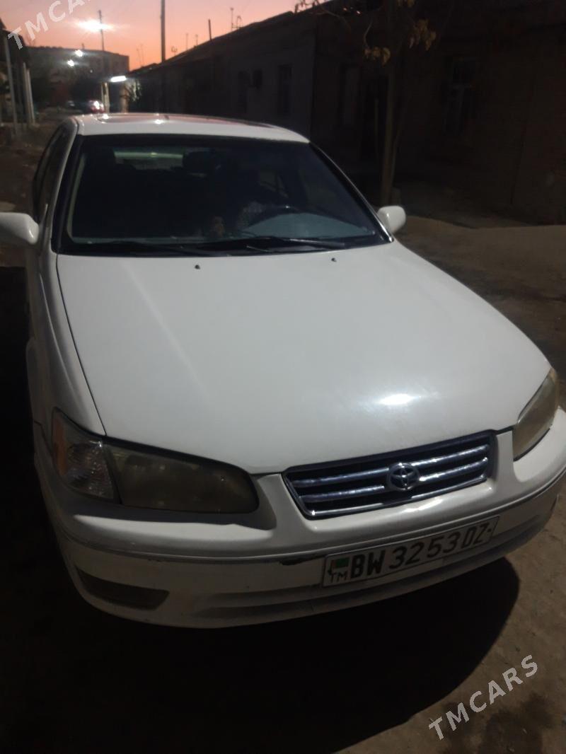 Toyota Camry 2000 - 120 000 TMT - Daşoguz - img 2