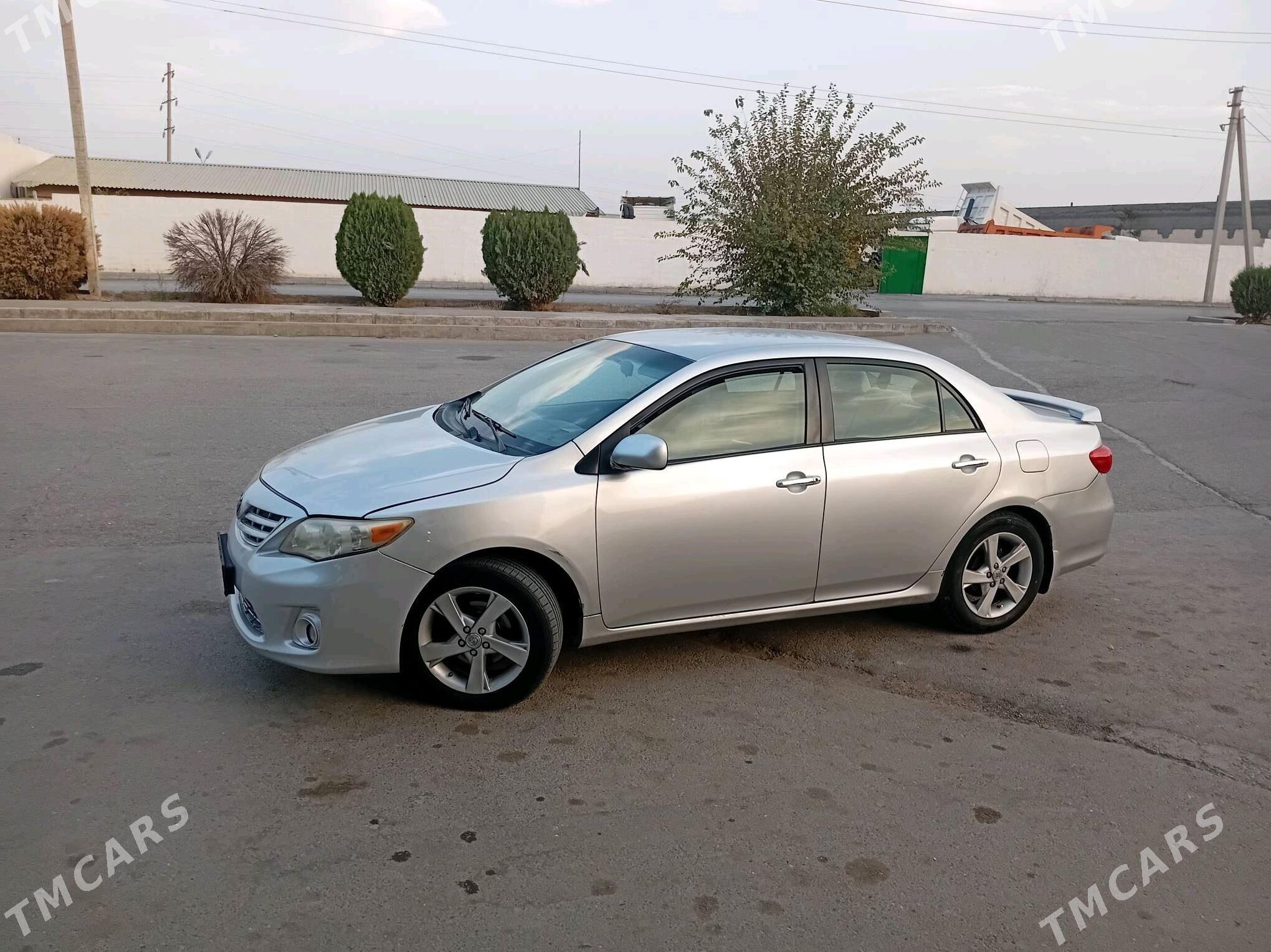 Toyota Corolla 2011 - 169 000 TMT - Гёкдже - img 3