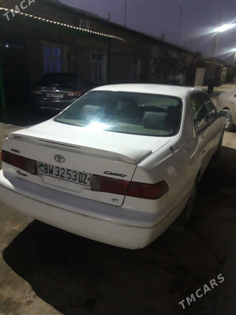 Toyota Camry 2000 - 120 000 TMT - Daşoguz - img 3