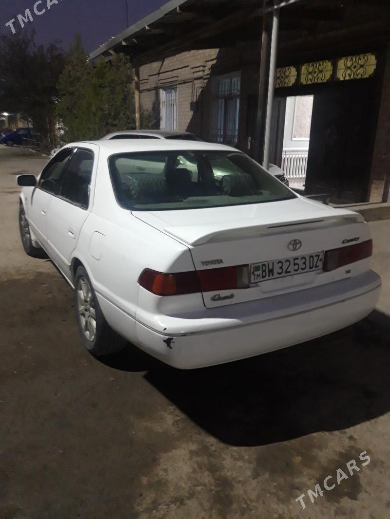 Toyota Camry 2000 - 120 000 TMT - Daşoguz - img 4