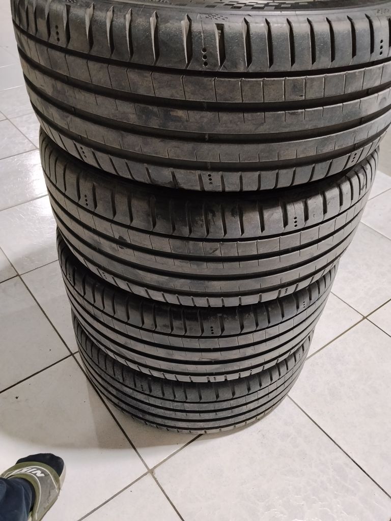 Mishelin 235 45 18 3 250 TMT - Garadamak - img 5