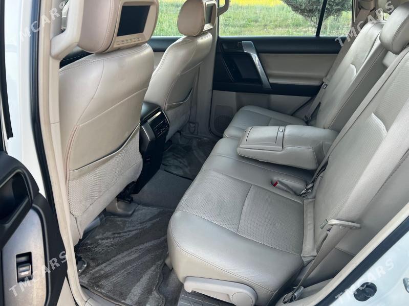 Toyota Land Cruiser Prado 2011 - 575 000 TMT - Podwoýski köç. (Bitarap Türkmenistan şaýoly) - img 3