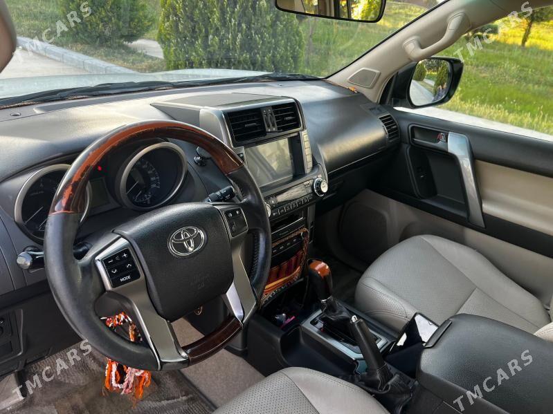 Toyota Land Cruiser Prado 2011 - 575 000 TMT - Podwoýski köç. (Bitarap Türkmenistan şaýoly) - img 8