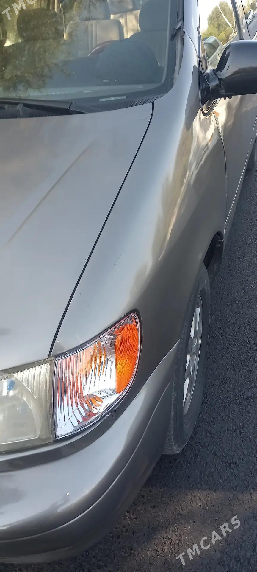 Toyota Sienna 1998 - 135 000 TMT - Türkmenabat - img 4