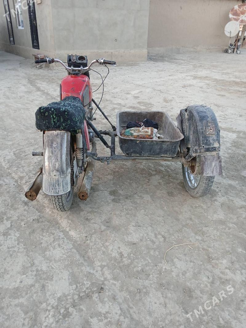 Iž Planeta 4 2000 - 5 000 TMT - Кака - img 2