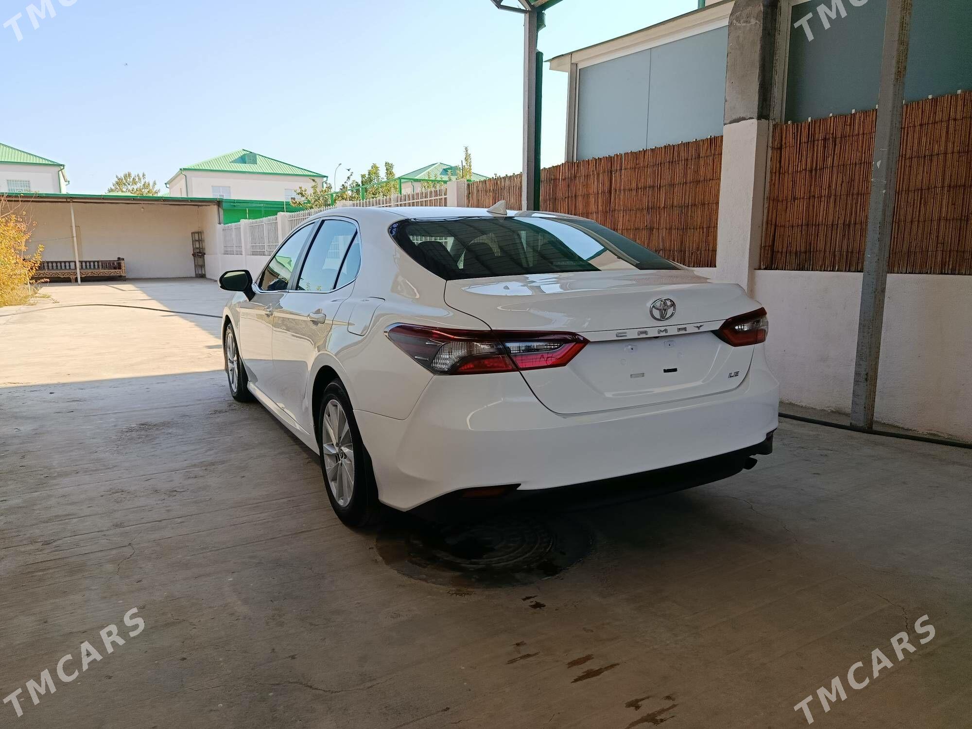 Toyota Camry 2022 - 330 000 TMT - Aşgabat - img 4