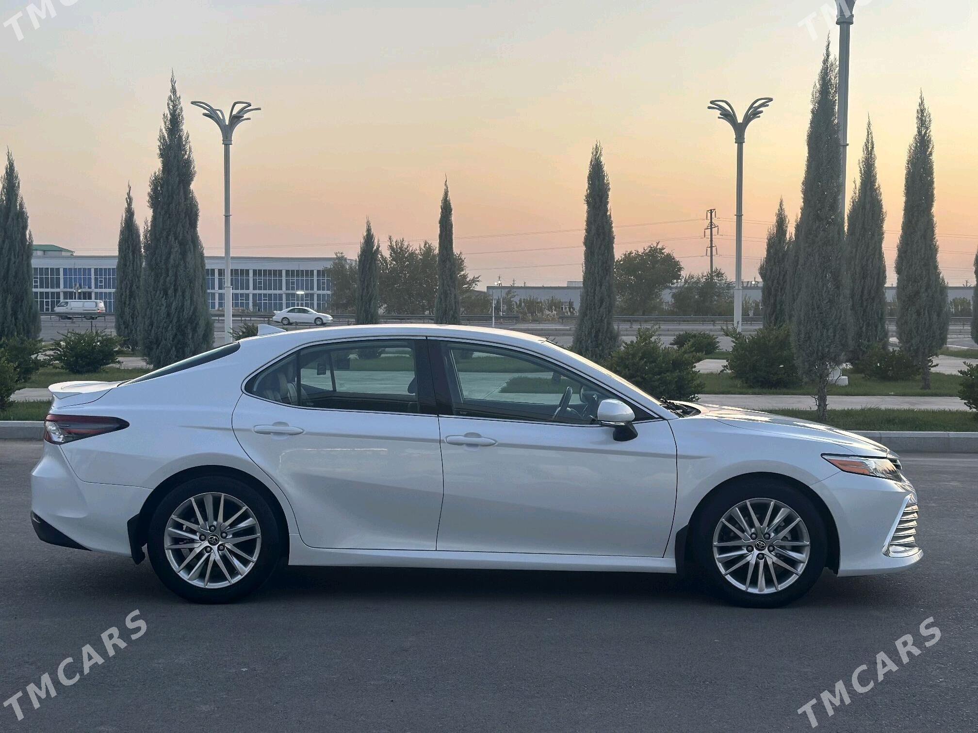 Toyota Camry 2022 - 350 000 TMT - Мары - img 3