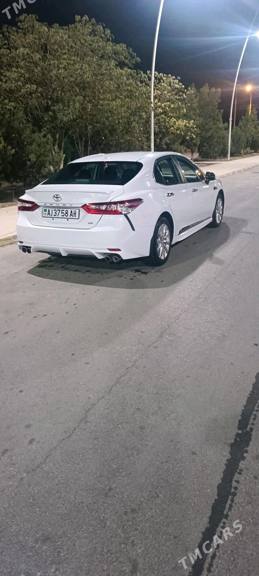 Toyota Camry 2020 - 295 000 TMT - Tejen - img 5