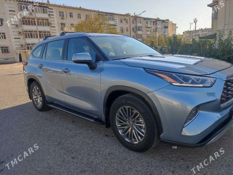 Toyota Highlander 2022 - 640 000 TMT - Türkmenabat - img 8