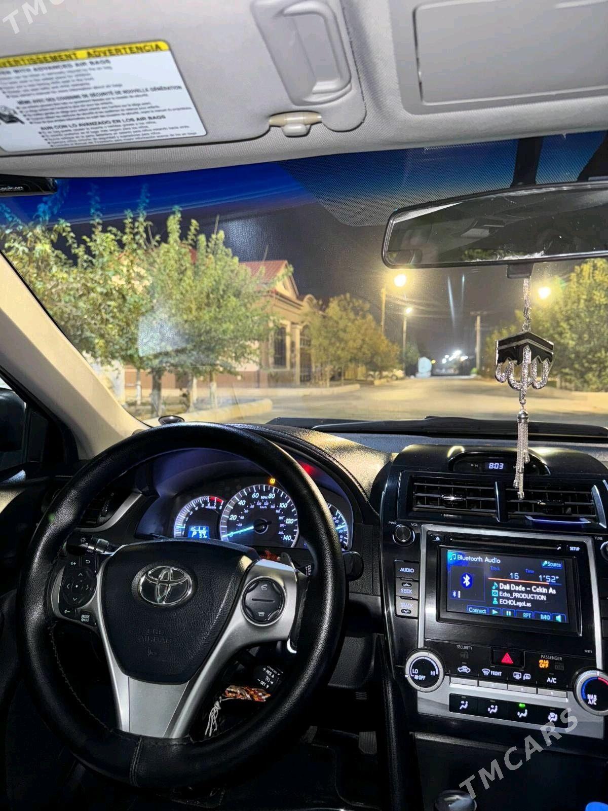 Toyota Camry 2013 - 220 000 TMT - Херрикгала - img 4