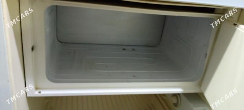 Продам холодильник - 11 мкр - img 5