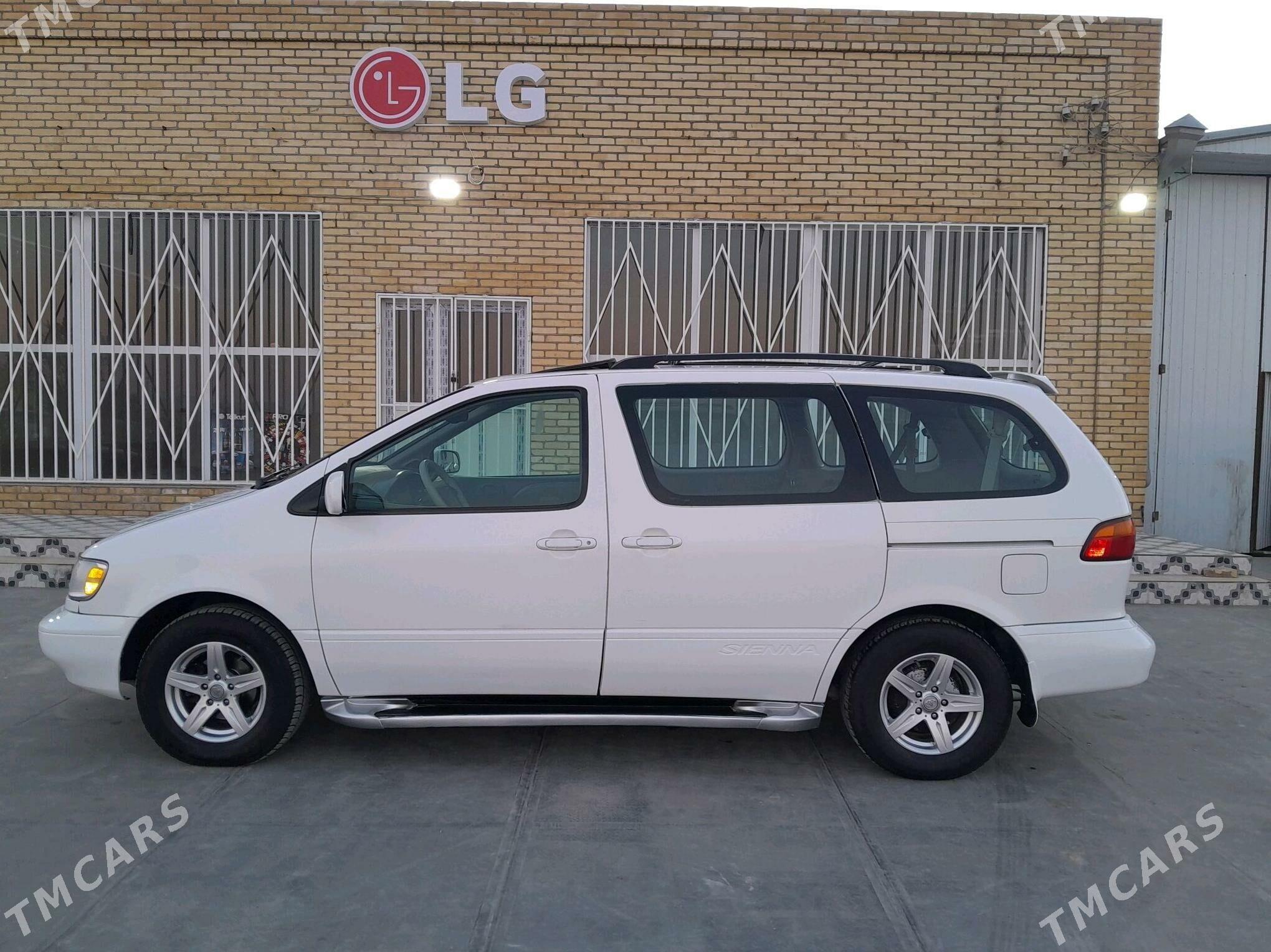Toyota Sienna 2000 - 190 000 TMT - Векильбазар - img 2