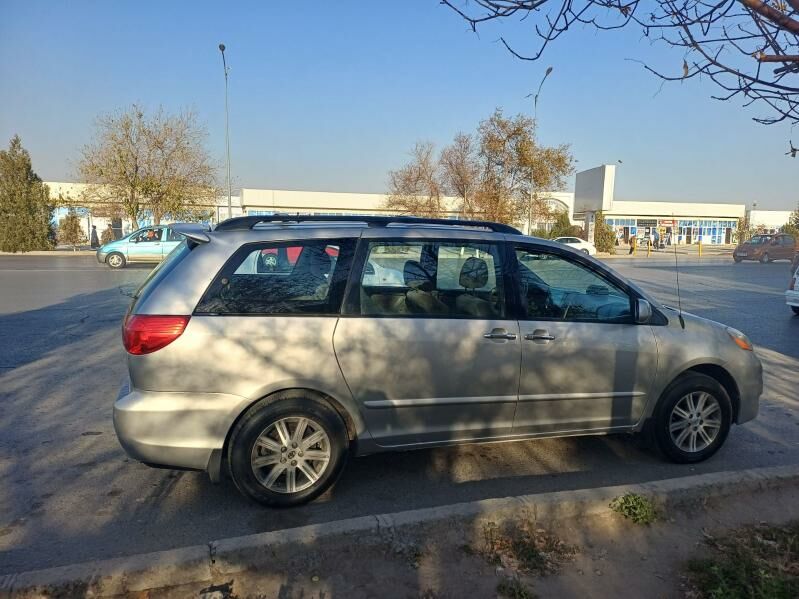 Toyota Sienna 2009 - 260 000 TMT - Шабатский этрап - img 4