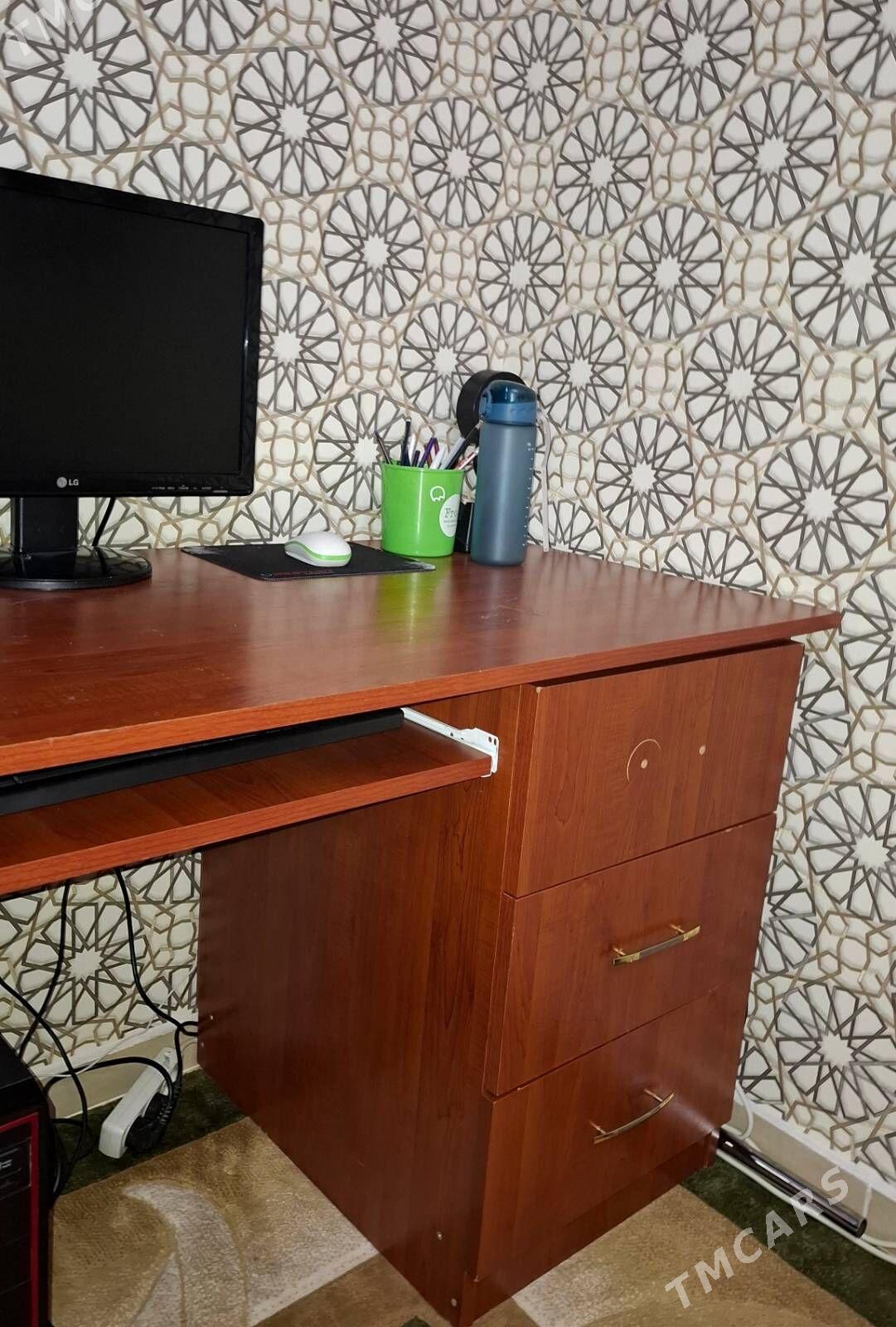 стол с полкой вместе - Кëши - img 4