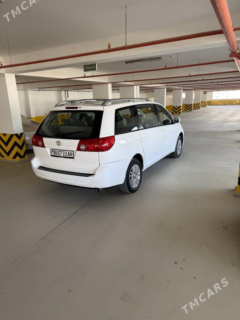 Toyota Sienna 2008 - 232 000 TMT - Aşgabat - img 4