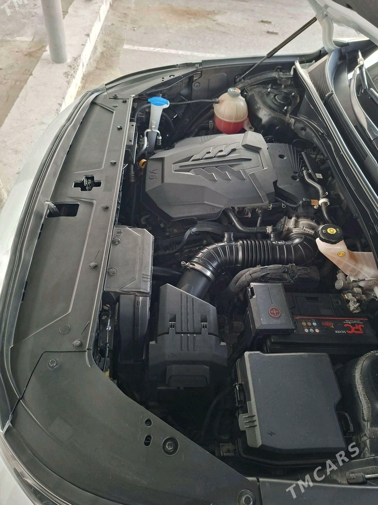 Hyundai Santa Fe 2022 - 560 000 TMT - Aşgabat - img 5