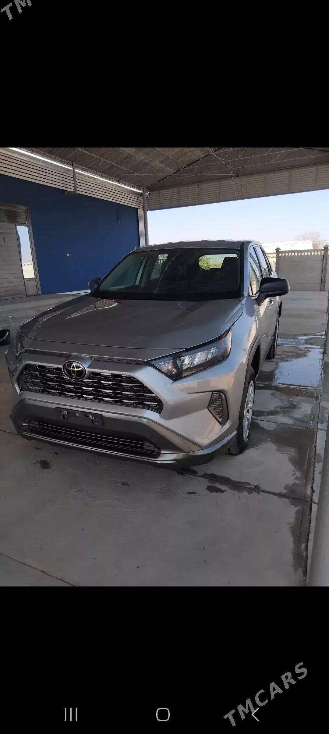 Toyota RAV4 2022 - 380 000 TMT - Ёлётен - img 5