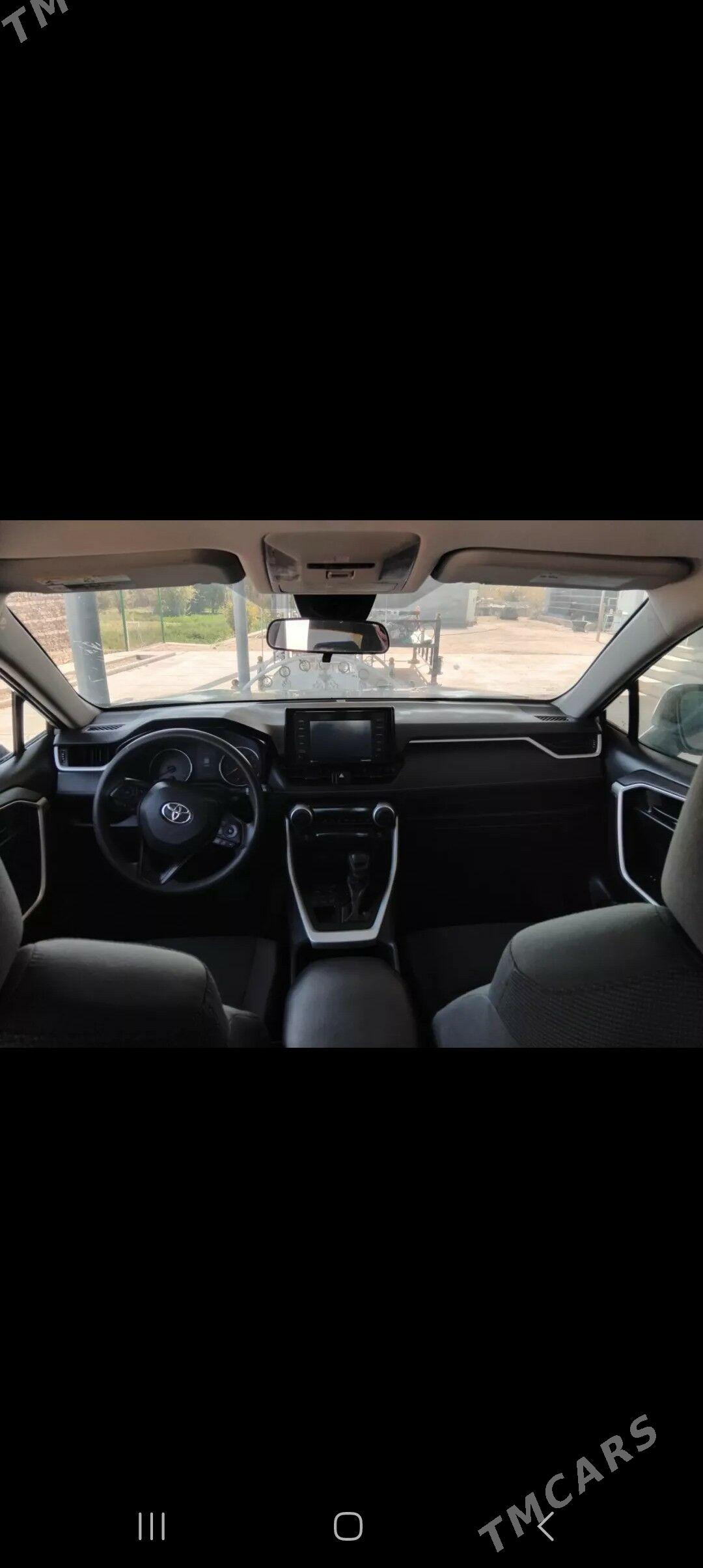 Toyota RAV4 2022 - 380 000 TMT - Ёлётен - img 6