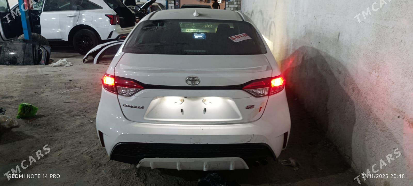 Toyota Corolla 2022 - 260 000 TMT - Туркменабат - img 2