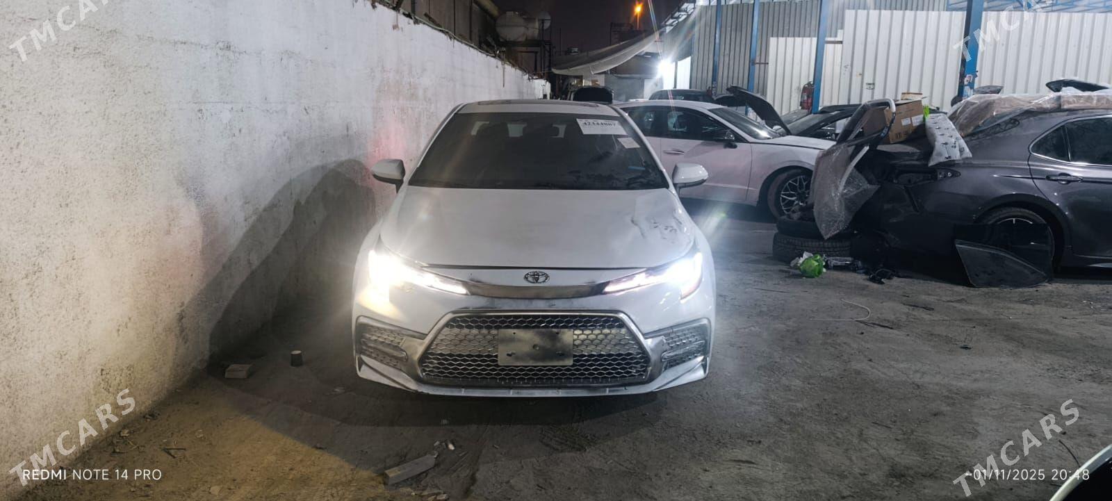 Toyota Corolla 2022 - 260 000 TMT - Туркменабат - img 4