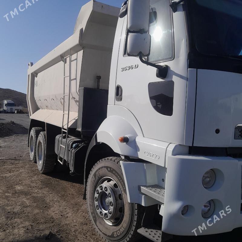 Ford Cargo 3536M 2014 - 640 000 TMT - Койтендаг - img 2