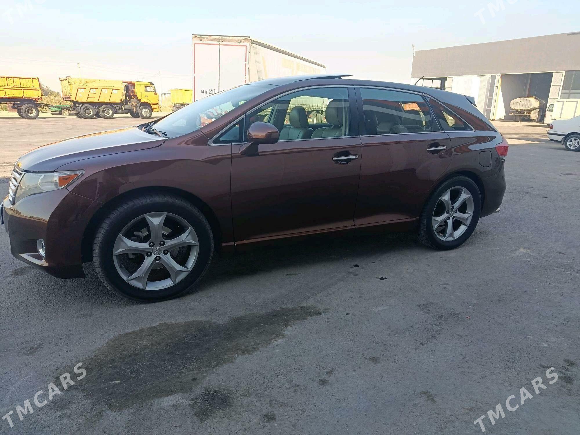 Toyota Venza 2010 - 180 000 TMT - Байрамали - img 2