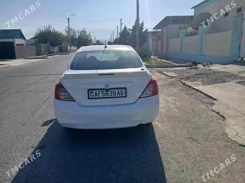 Nissan Versa 2013 - 120 000 TMT - Бузмеин ГРЭС - img 3