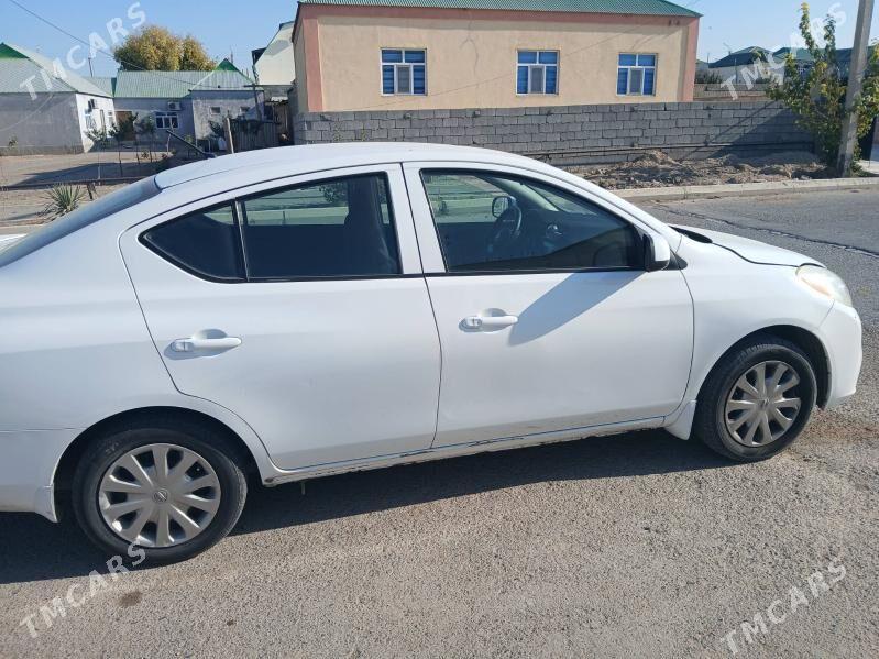 Nissan Versa 2013 - 120 000 TMT - Бузмеин ГРЭС - img 4