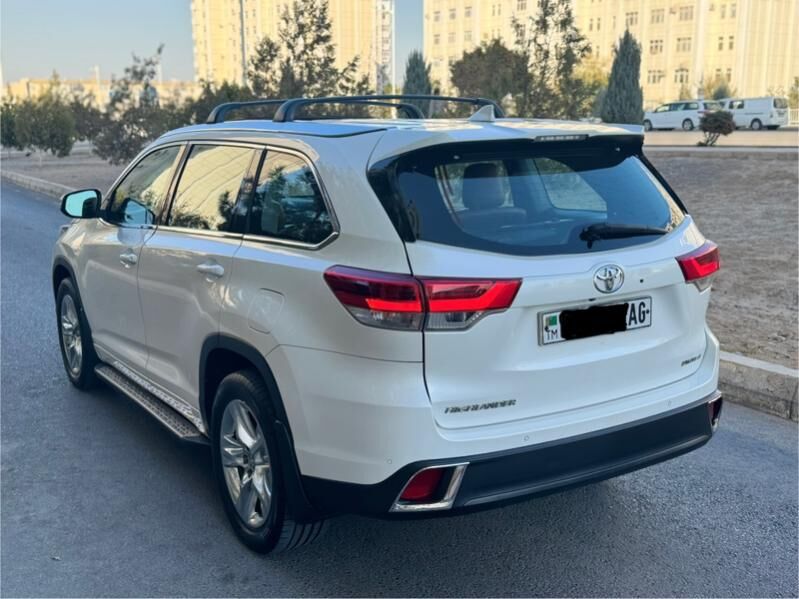 Toyota Highlander 2018 - 495 000 TMT - Ашхабад - img 6