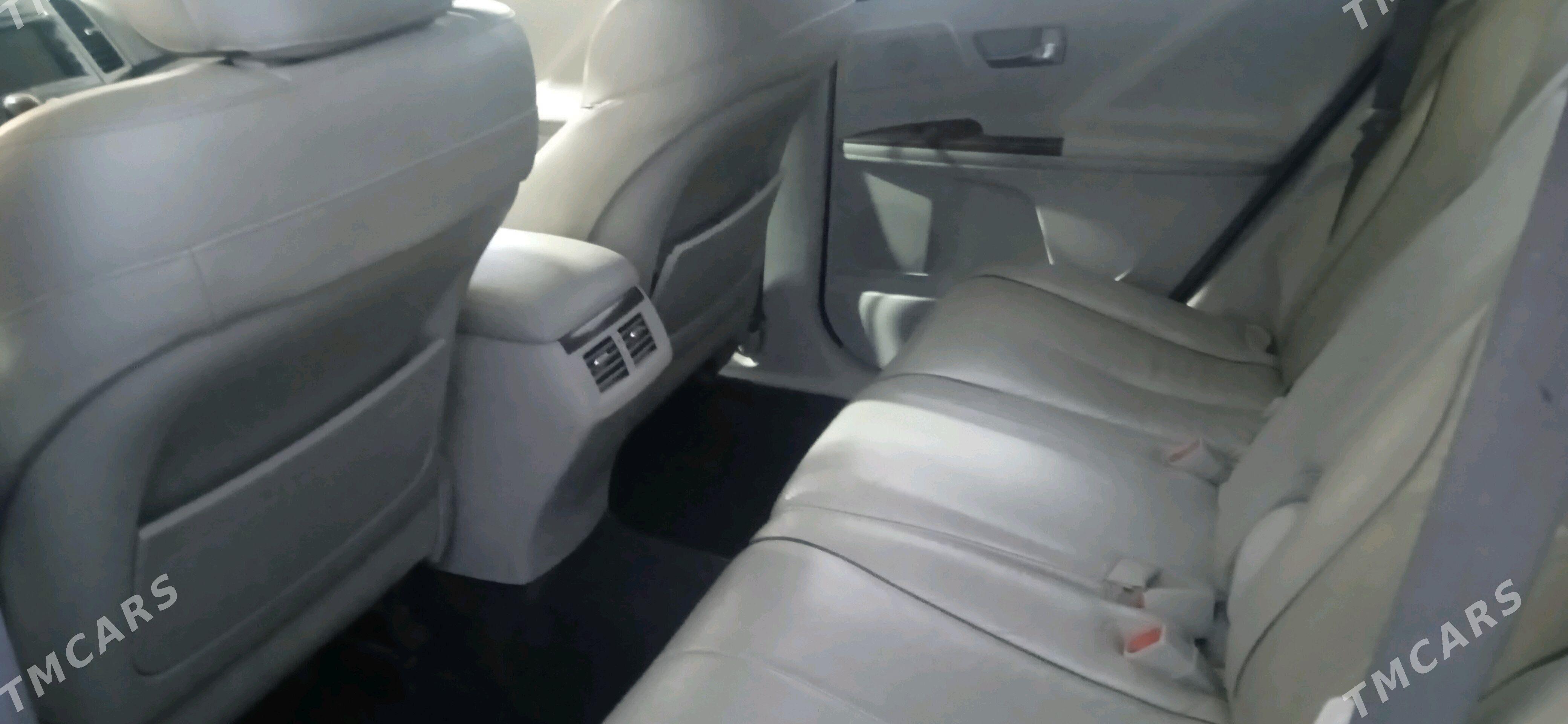 Toyota Venza 2009 - 220 000 TMT - Кёнеургенч - img 2