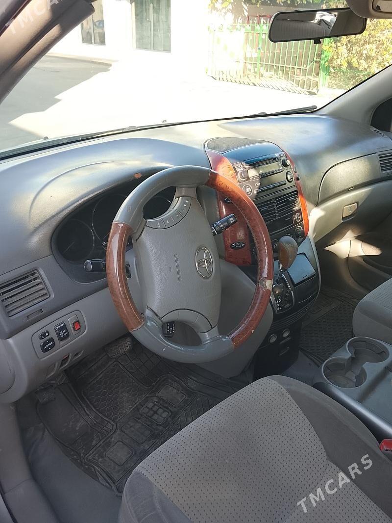 Toyota Sienna 2009 - 200 000 TMT - Sakar - img 5