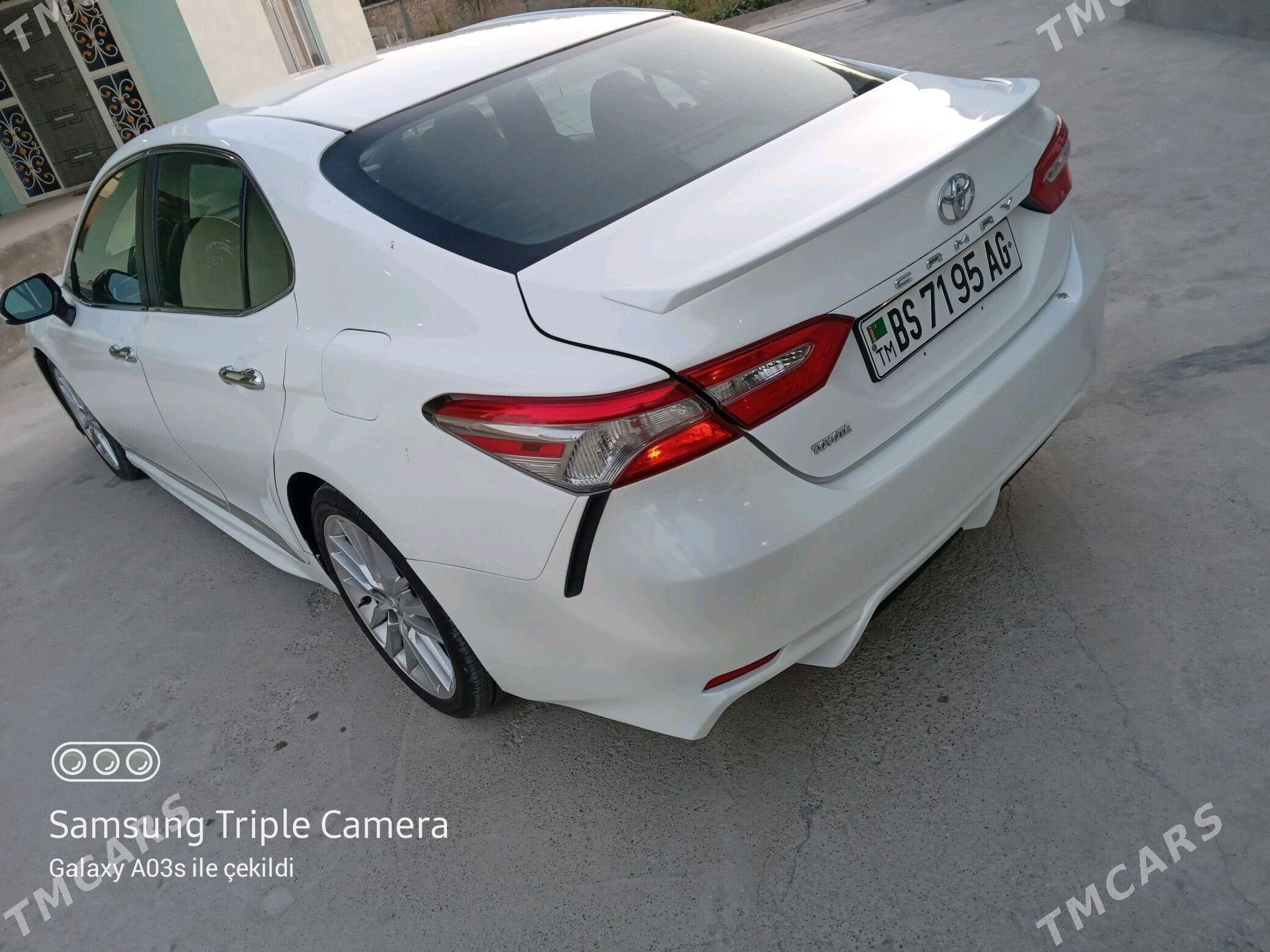 Toyota Camry 2018 - 260 000 TMT - Гёкдже - img 4