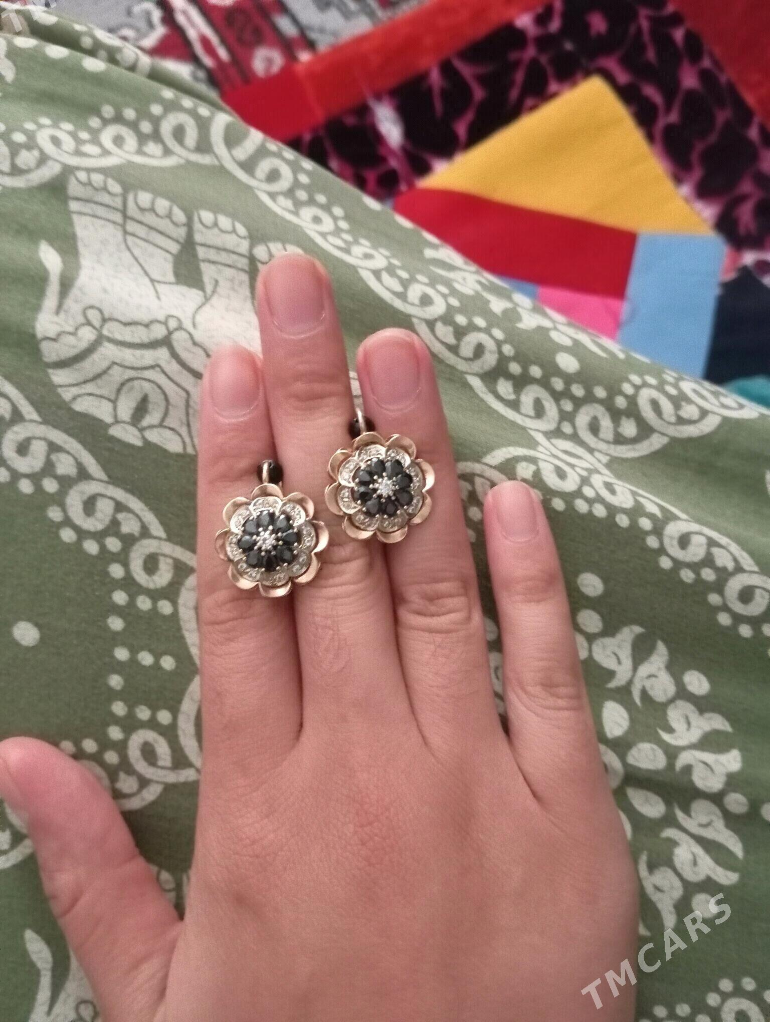 Gyzyl gulakhalka - Гызыларбат - img 3