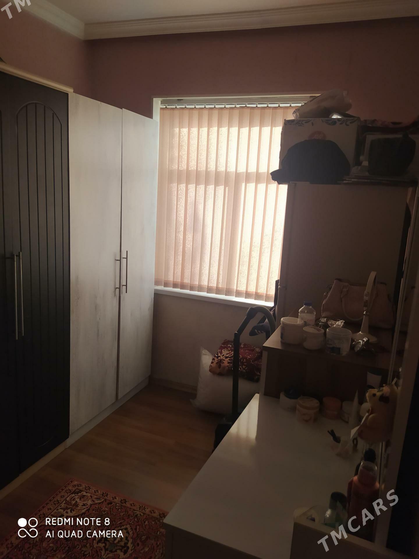 Срочно продам 3х ком 3этаж - Türkmenbaşy - img 10