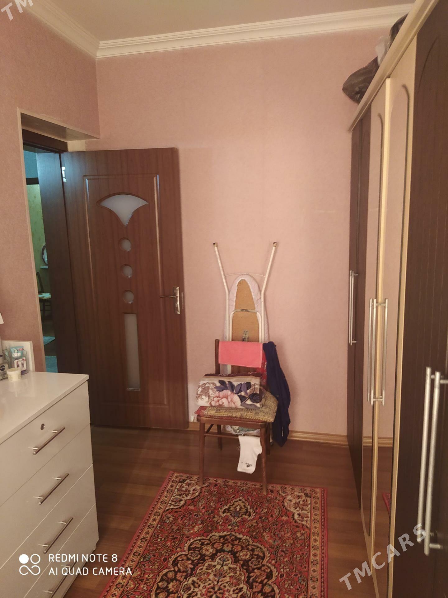 Срочно продам 3х ком 3этаж - Türkmenbaşy - img 9