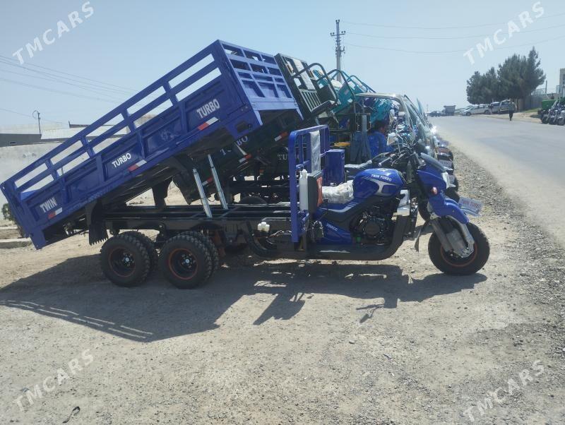 Toyota Land Cruiser 2025 - 70 000 TMT - Туркменабат - img 2