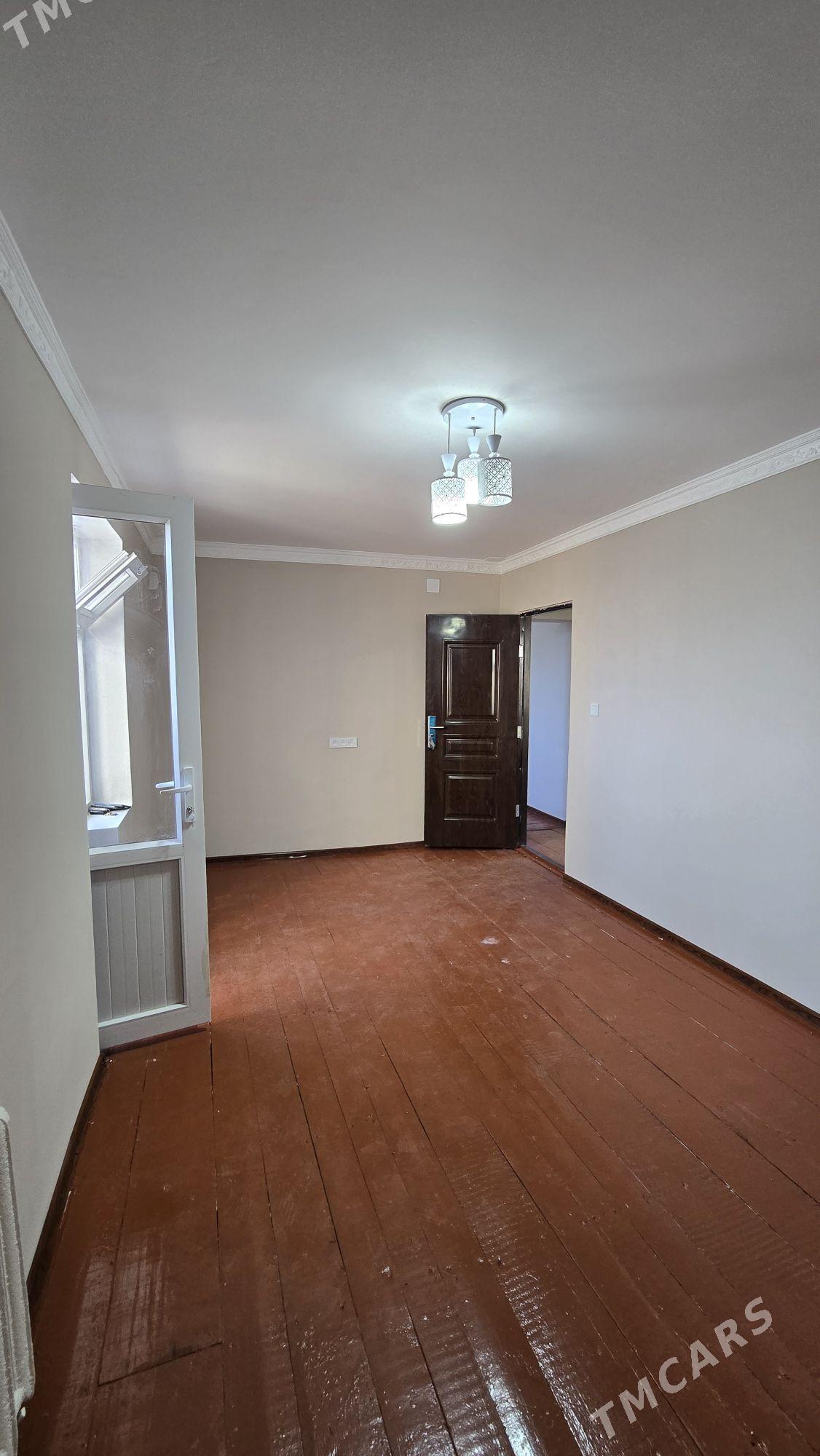 Водник 3нжи этаж 2комнат - Дашогуз - img 7