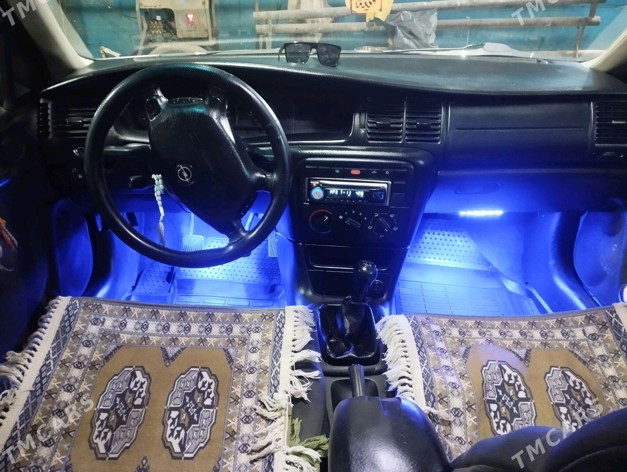 Opel Vectra 2000 - 71 000 TMT - Дашогуз - img 6