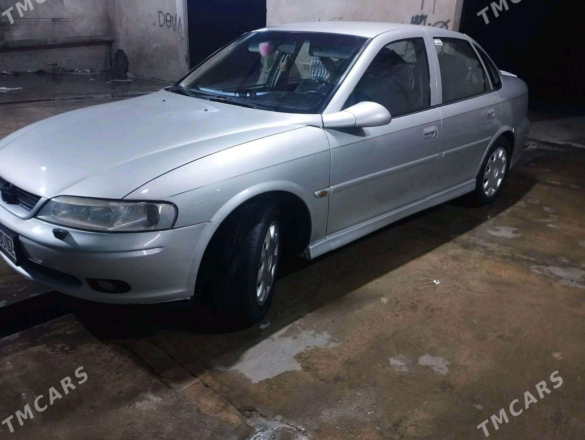 Opel Vectra 2000 - 71 000 TMT - Дашогуз - img 3