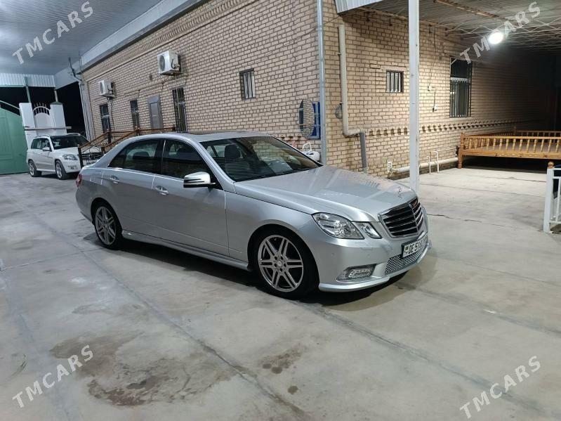 Mercedes-Benz E350 2009 - 290 000 TMT - Мары - img 2